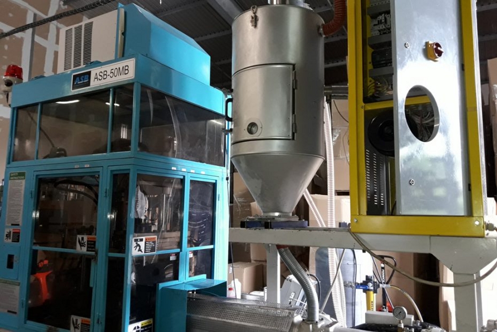 Machine d’injection soufflage ASB Nissei
